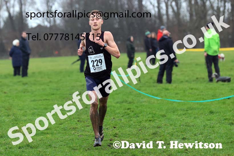 Senior mens 2023 North Eastern Cross Country Champs., Temple Park, South Shields. Photo: David T. Hewitson/Sports for All Pics